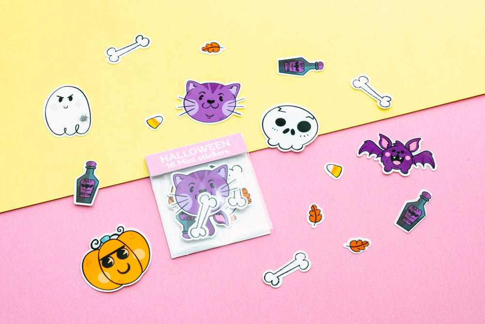 LOT DE 16 MINI AUTOCOLLANTS HALLOWEEN ASSORTIS